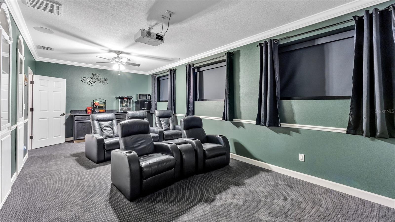 GAINES COVE - Residential