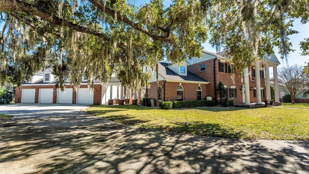 Photo of 3826 Gaines Court, Winter Haven, FL 33884 (MLS # P4937567)