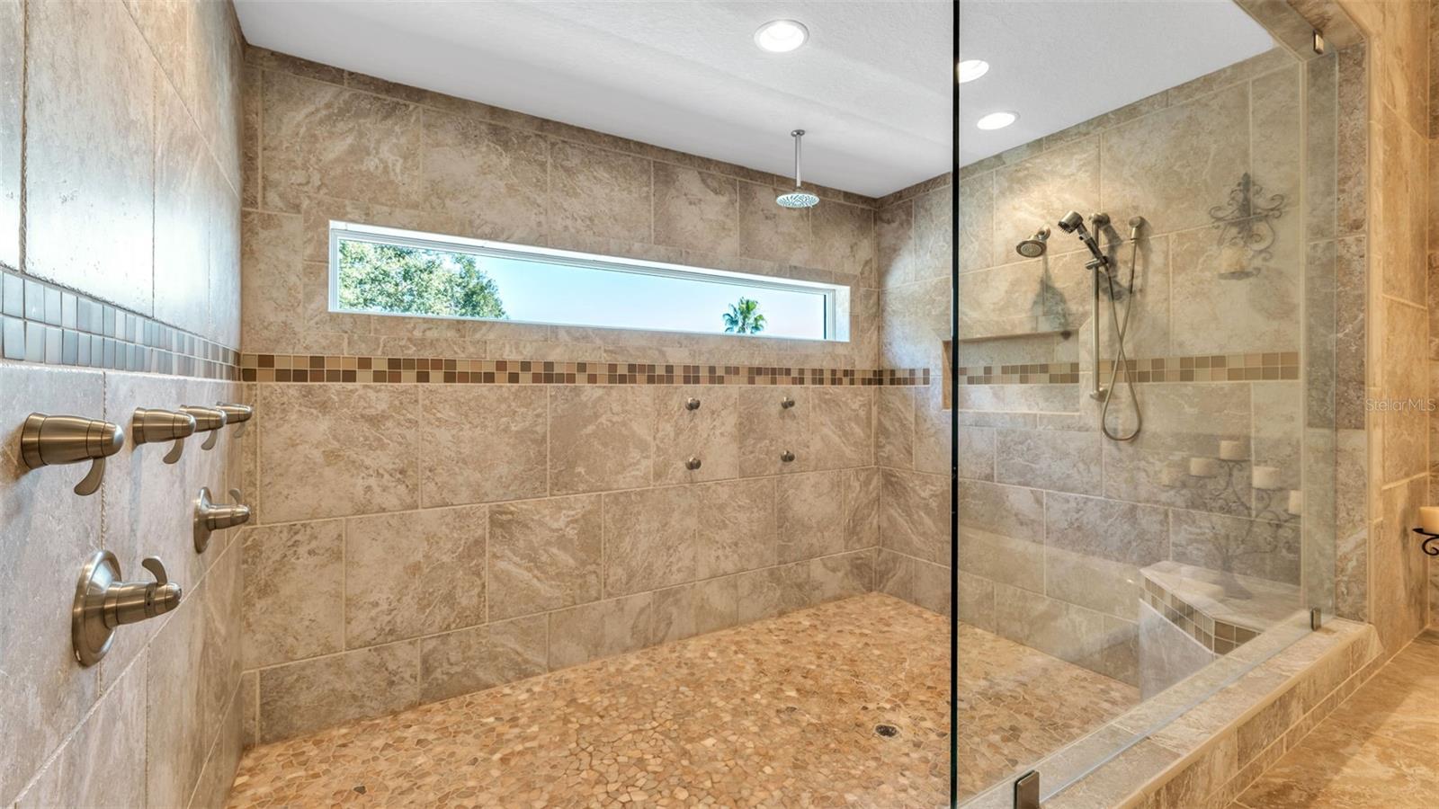 GAINES COVE - Residential