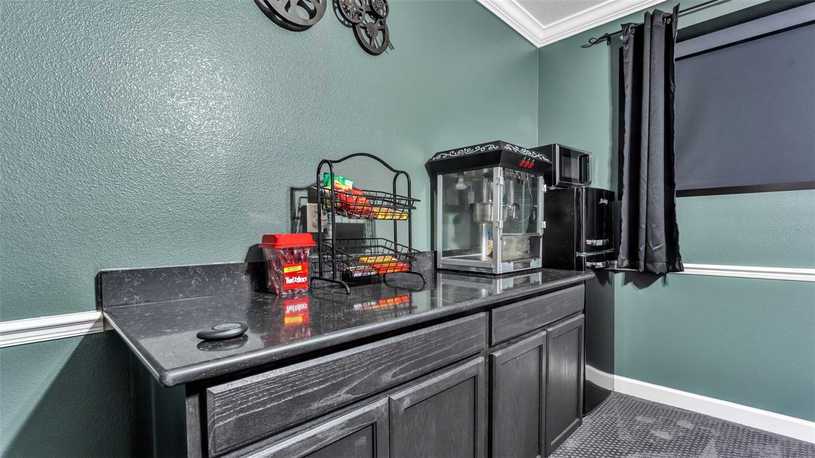 GAINES COVE - Residential