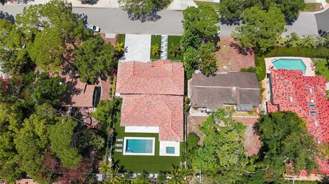 A home in VENICE