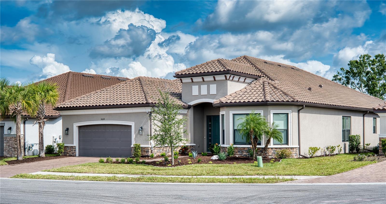 5618 CASERTA COURT