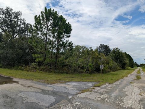 201 ALBA DRIVE INDIAN LAKE ESTATES FL 33855