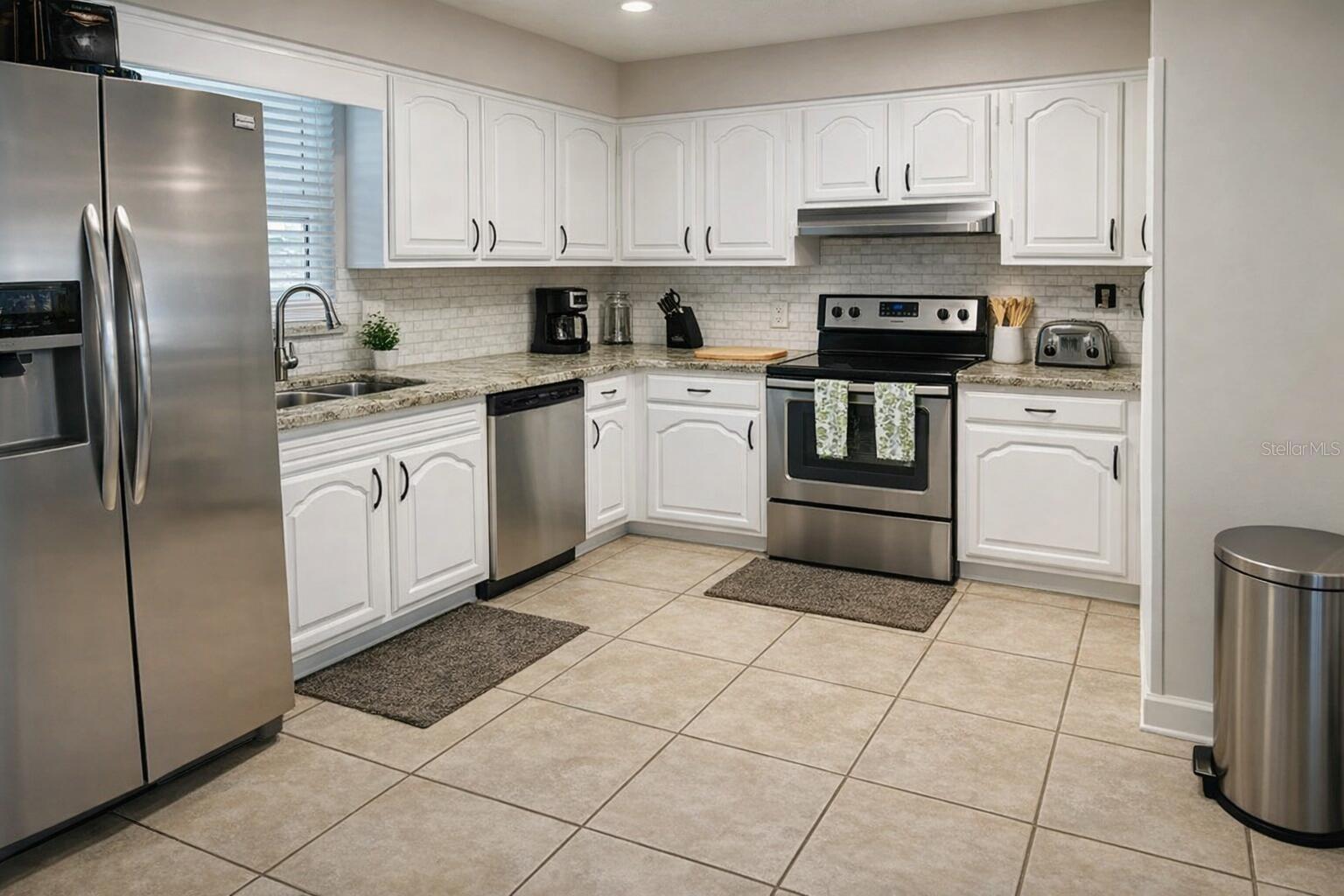 LAKE MARIE ESTATES 03 - Residential