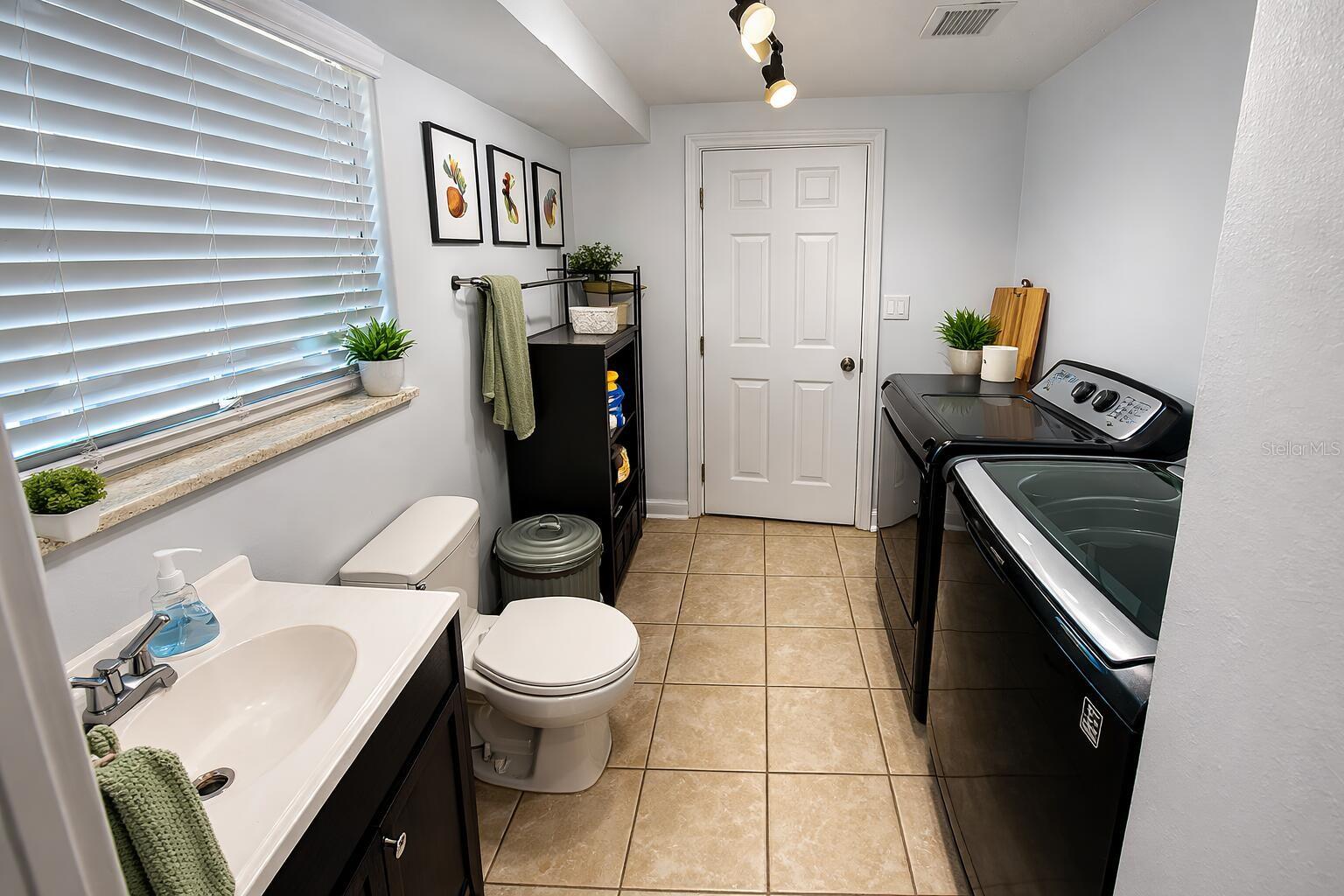 LAKE MARIE ESTATES 03 - Residential