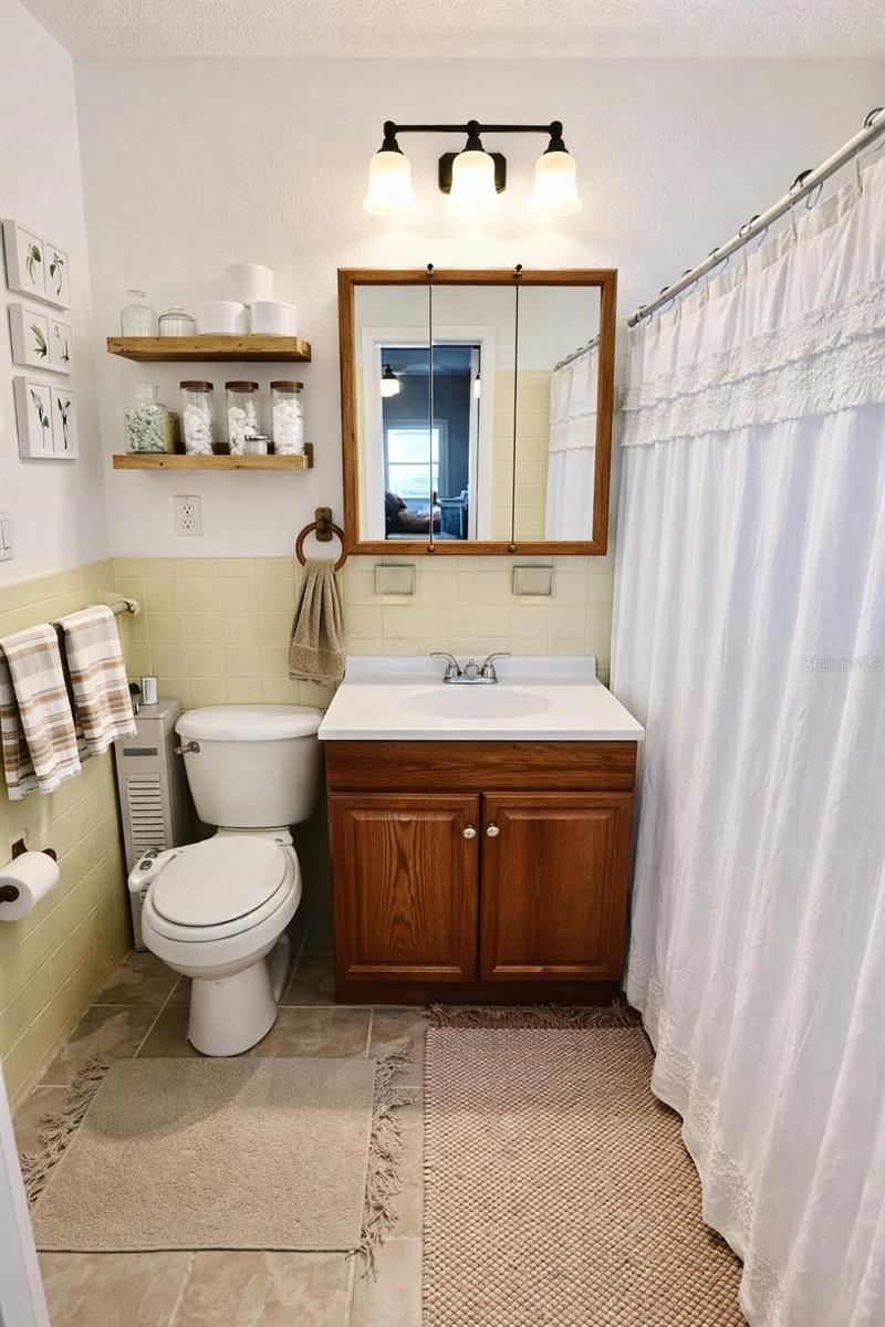 LAKE MARIE ESTATES 03 - Residential