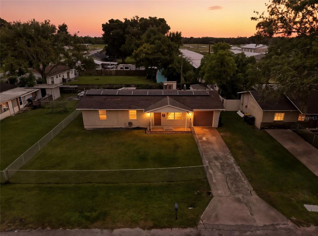Photo of 2613 Fowler Avenue, Auburndale, FL 33823 (MLS # O6350016)