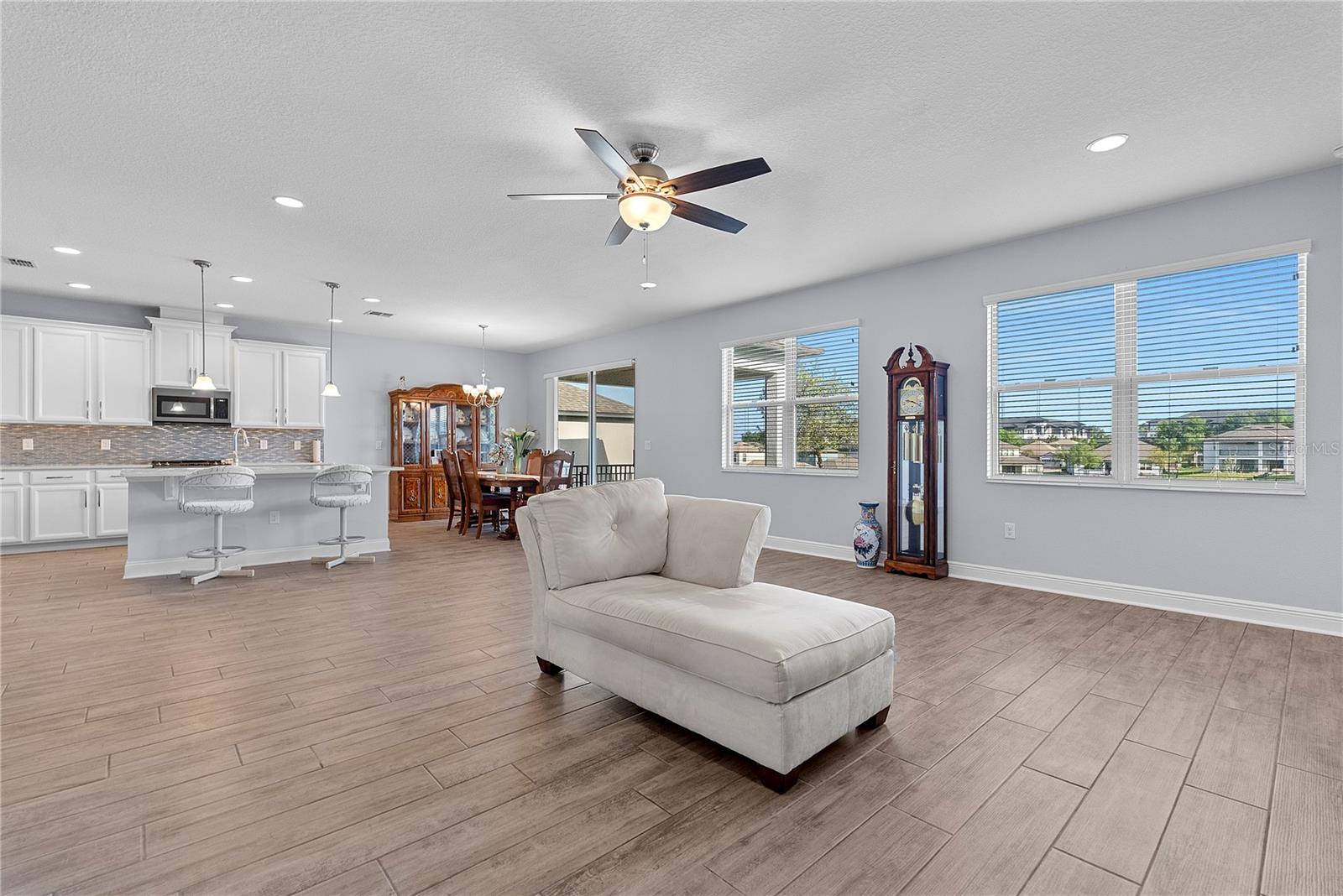 VISTAS/WATERS EDGE PH 1 - Residential