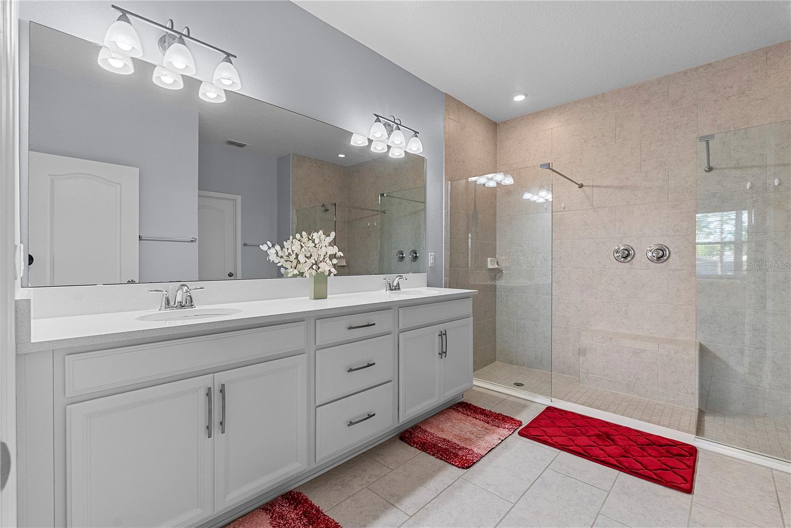 VISTAS/WATERS EDGE PH 1 - Residential