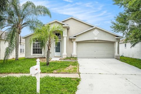 Photo of 10039 Creek Bluff Drive, Riverview, FL 33578 (MLS # TB8397624)