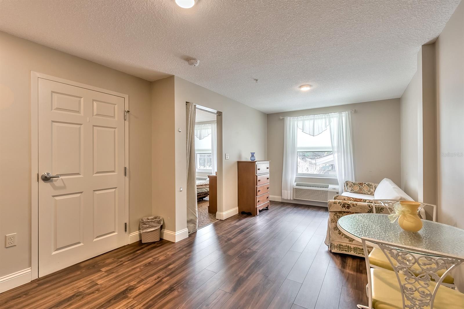 Hammonds New Smyrna - Commercial Sale