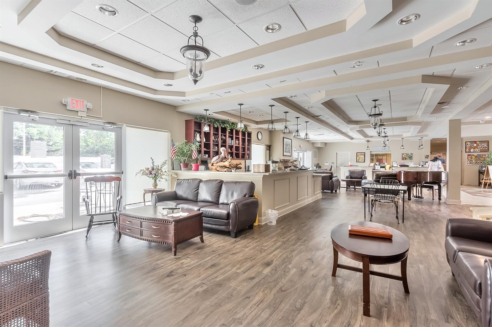 Hammonds New Smyrna - Commercial Sale