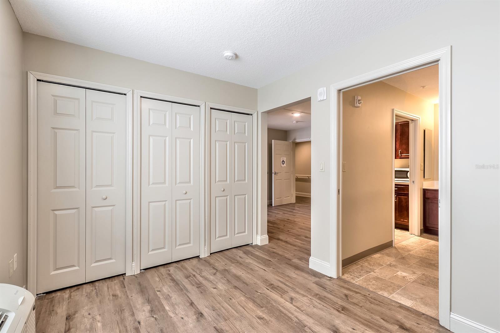 Hammonds New Smyrna - Commercial Sale