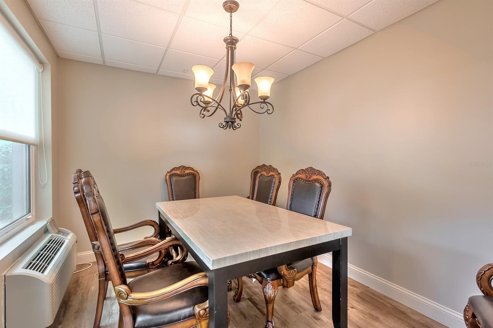 Hammonds New Smyrna - Commercial Sale