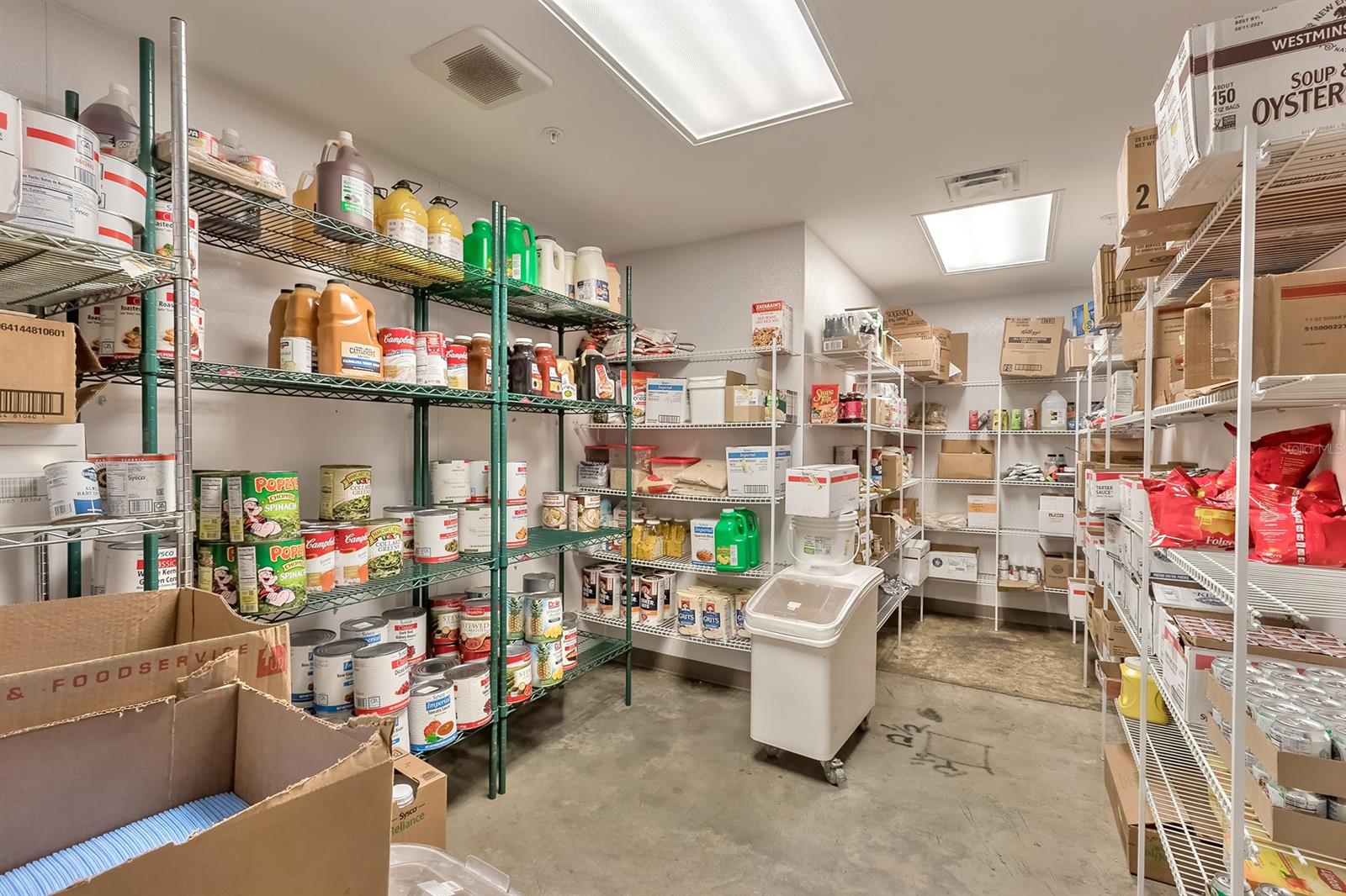 Hammonds New Smyrna - Commercial Sale