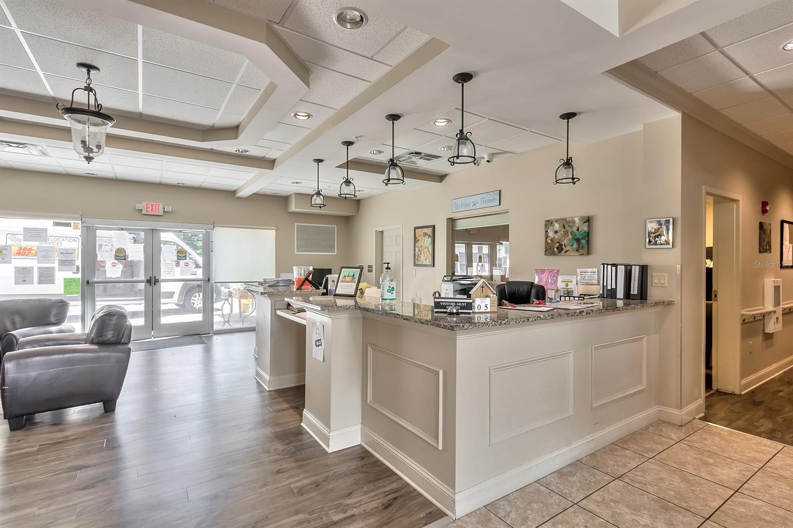 Hammonds New Smyrna - Commercial Sale