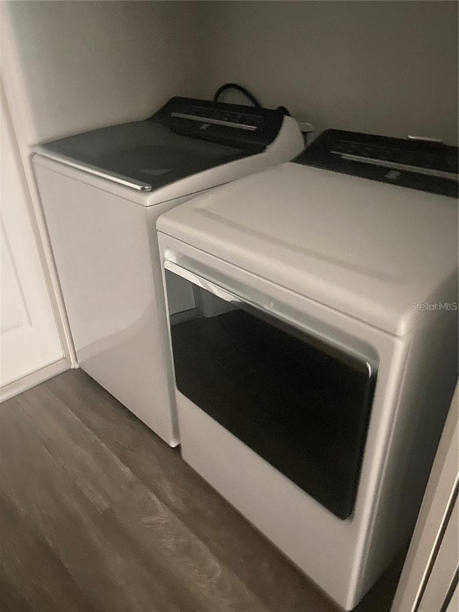 ANISTON - Residential