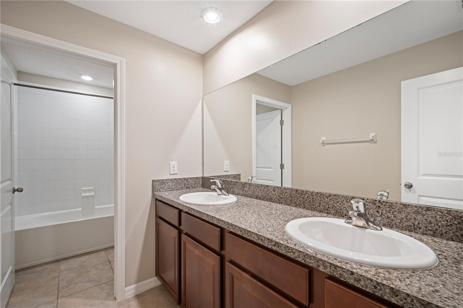 AYERSWORTH GLEN PH 3B - Residential Lease
