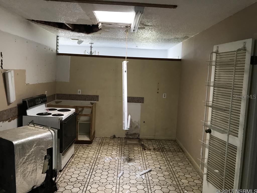 "PRE_FORECLOSURE" - Short Sale contracts subject to 3rd Party Approval.