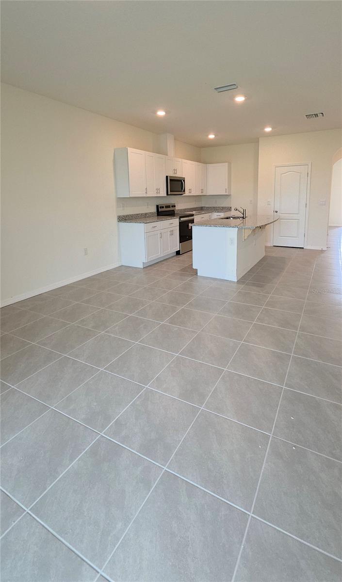 1518 ISLETA LOOP