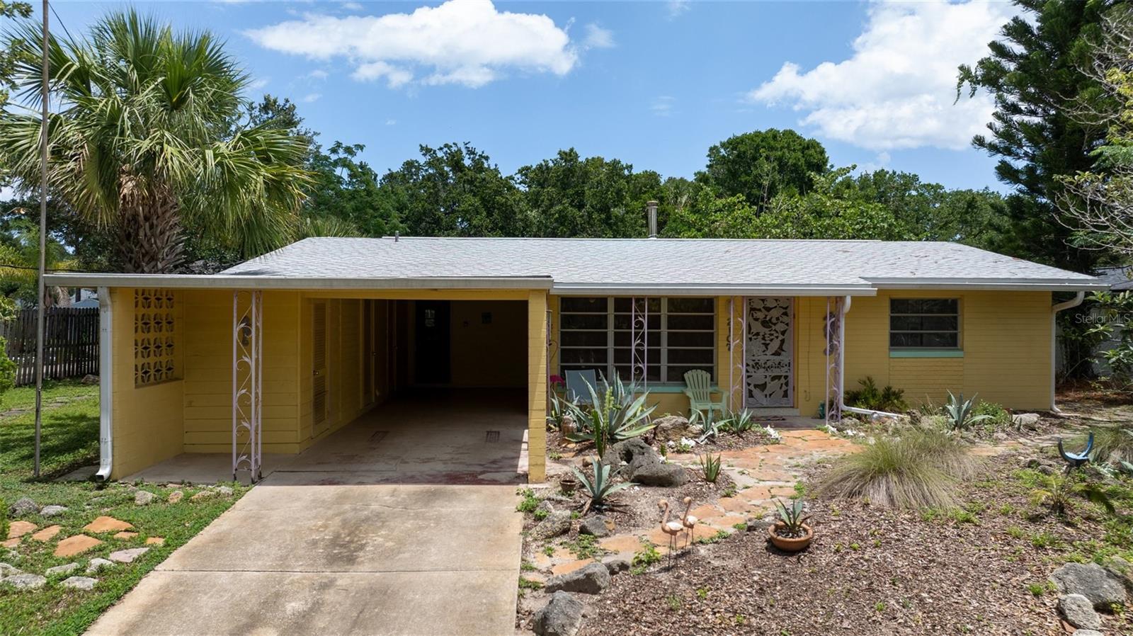 2107 SAXON DRIVE