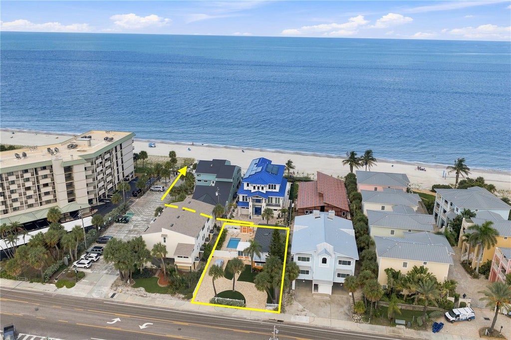 Photo of 2706 Gulf Boulevard, Indian Rocks Beach, FL 33785 (MLS # TB8546106)