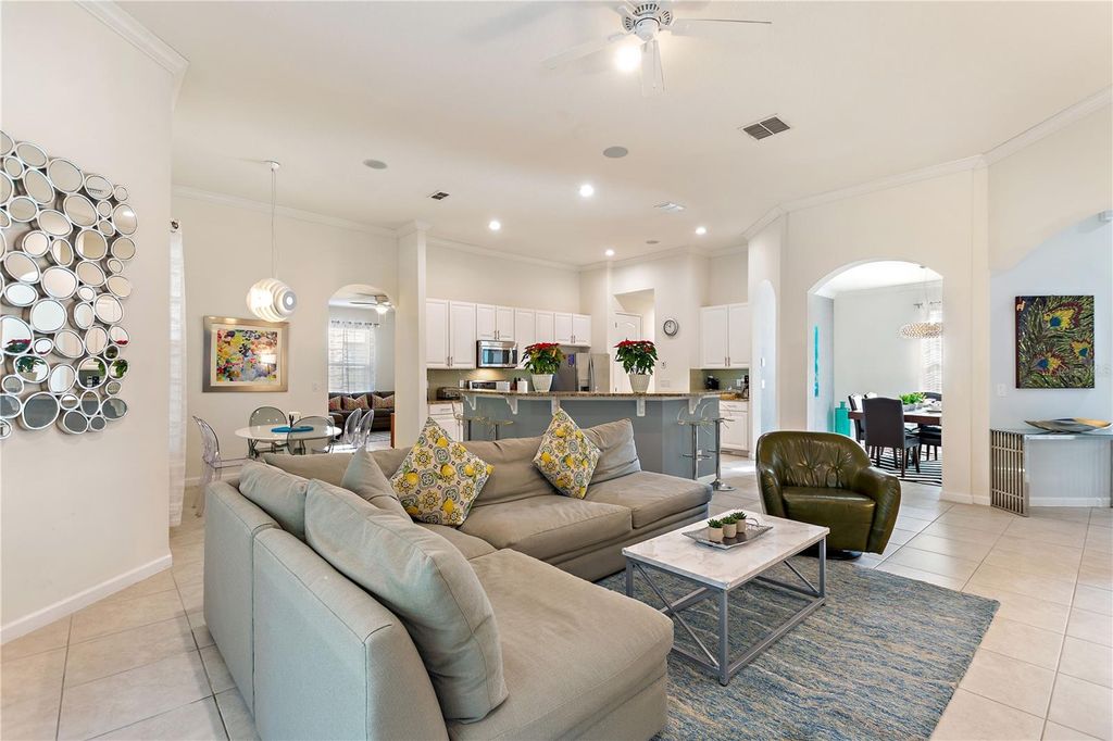 Photo of 4067 Oaktree Drive, Davenport, FL 33837 (MLS # O6370298)