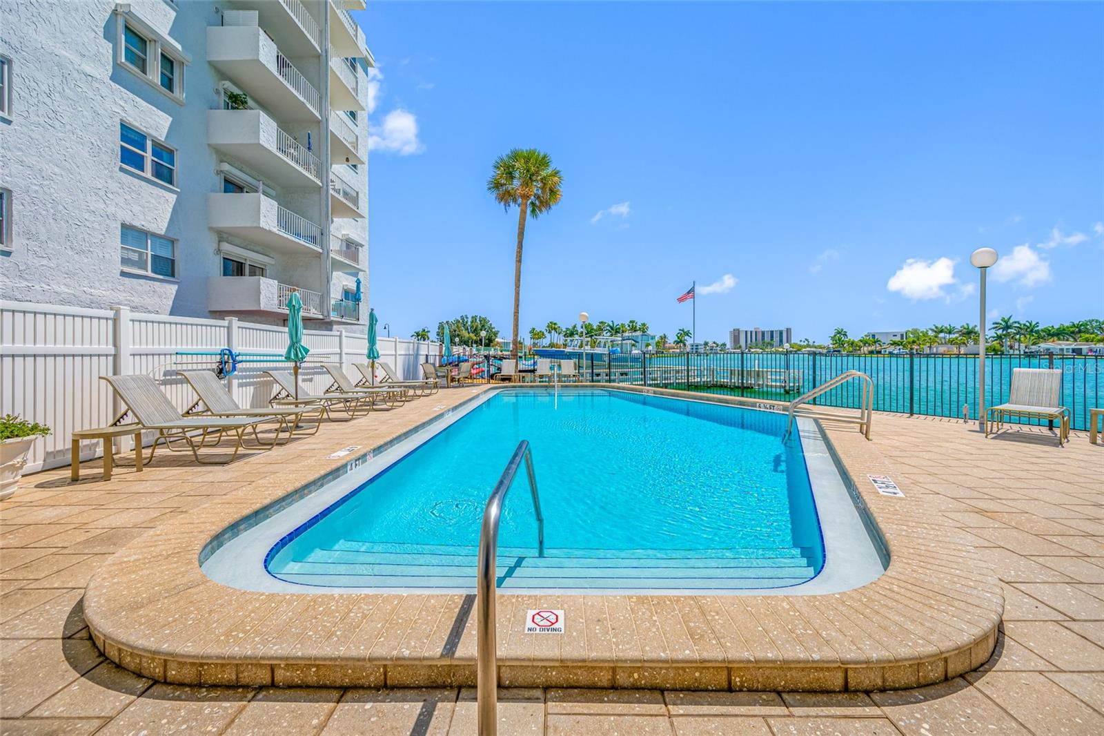 ST JAMES CONDO - Residential