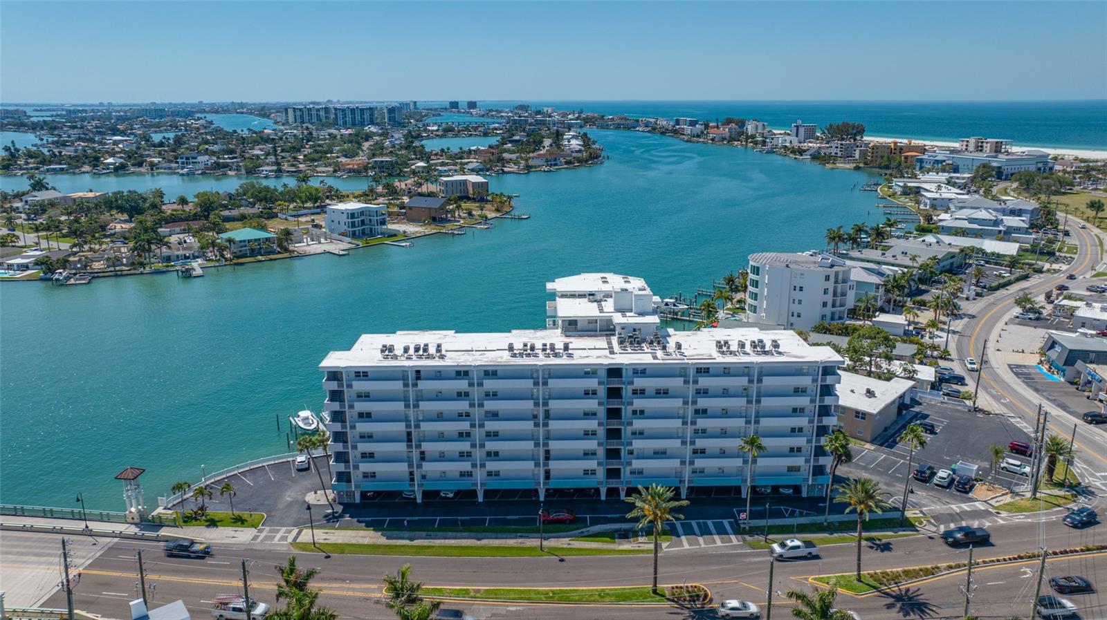 ST JAMES CONDO - Residential