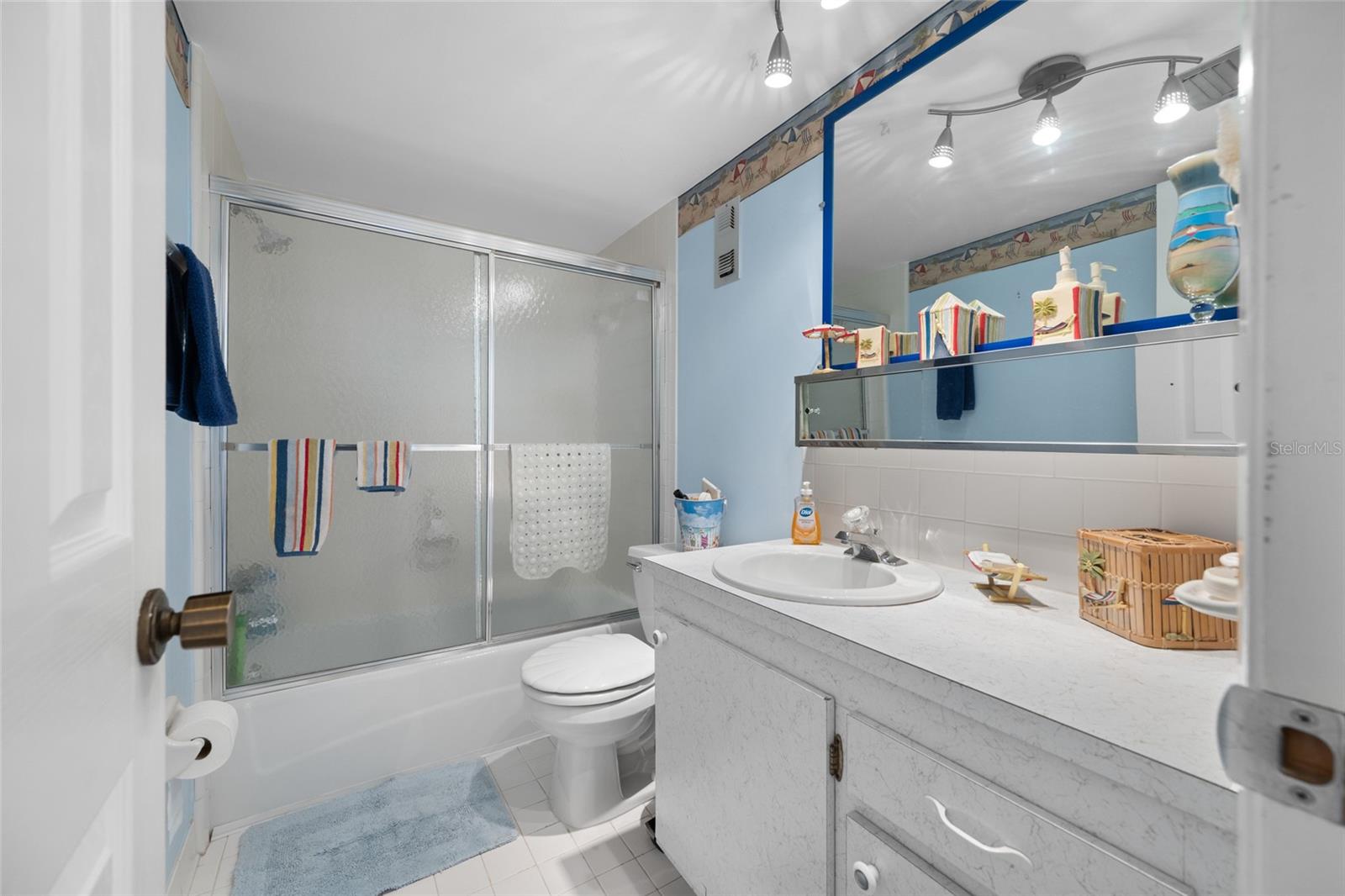 ST JAMES CONDO - Residential