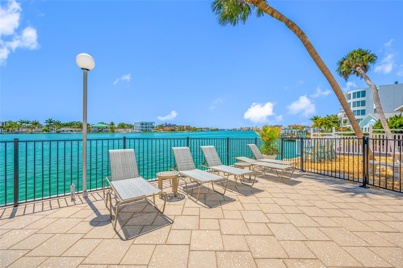 ST JAMES CONDO - Residential