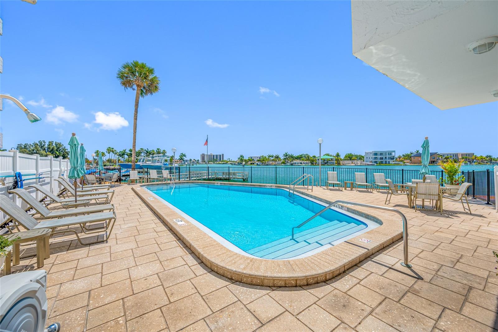 ST JAMES CONDO - Residential