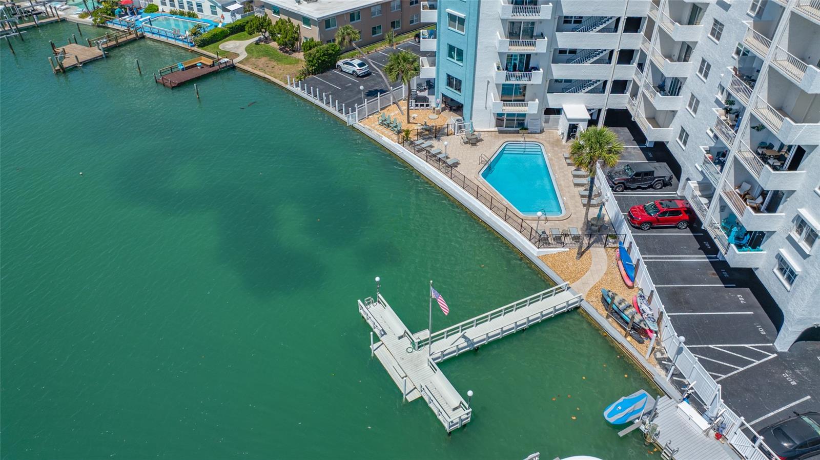 ST JAMES CONDO - Residential