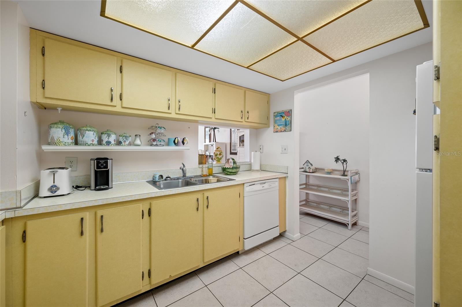 ST JAMES CONDO - Residential