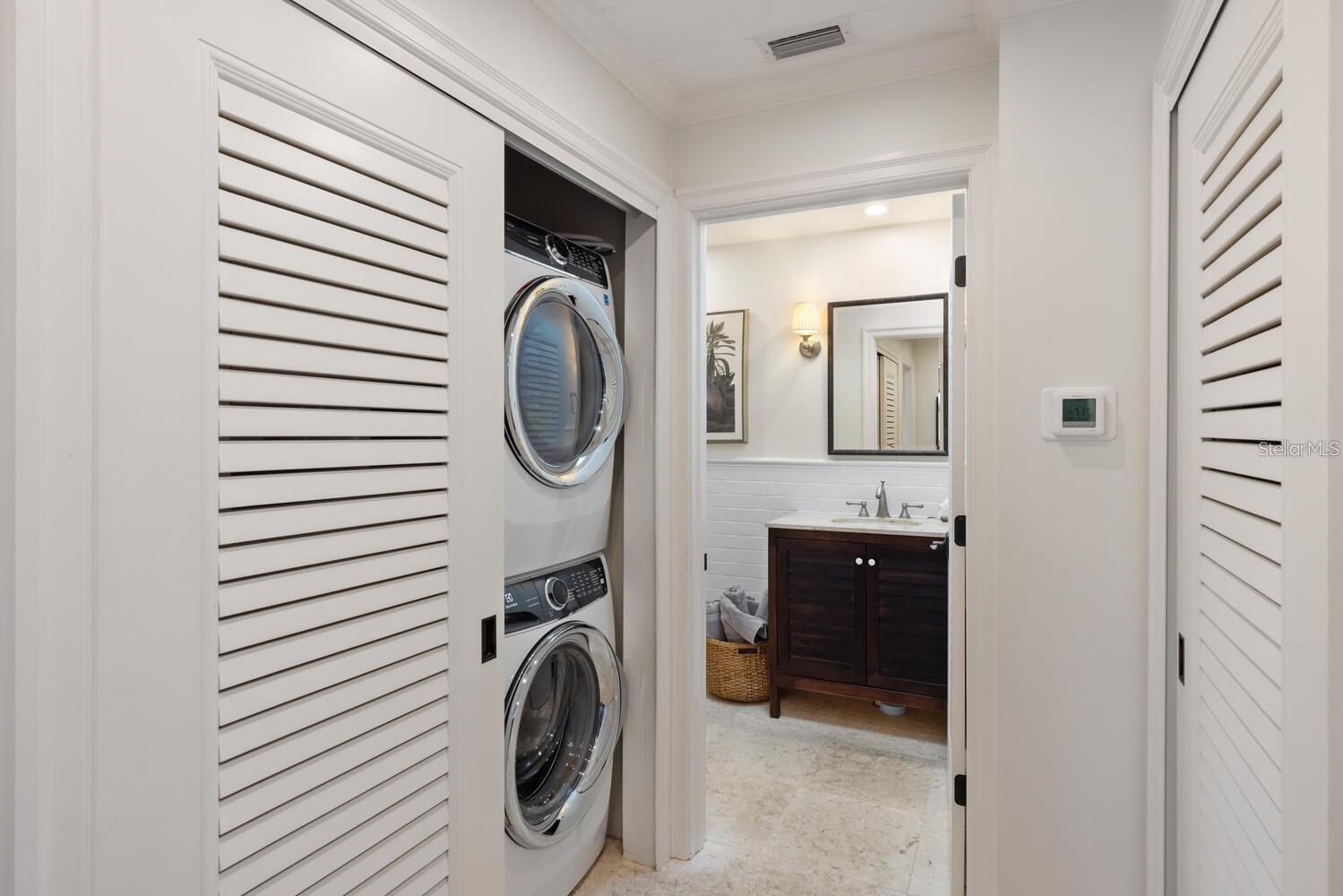 LANDINGS - Residential Lease