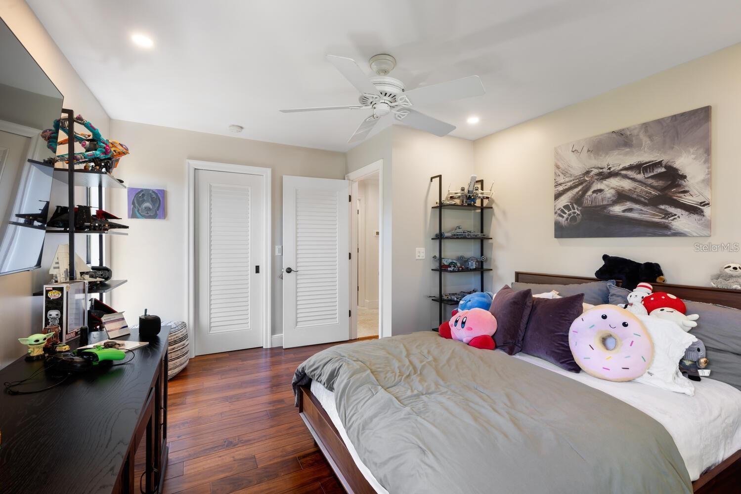 LANDINGS - Residential Lease