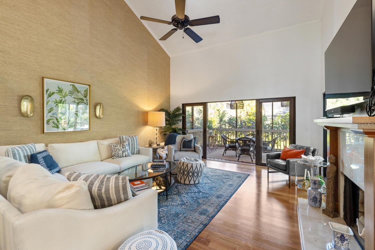 LANDINGS - Residential Lease
