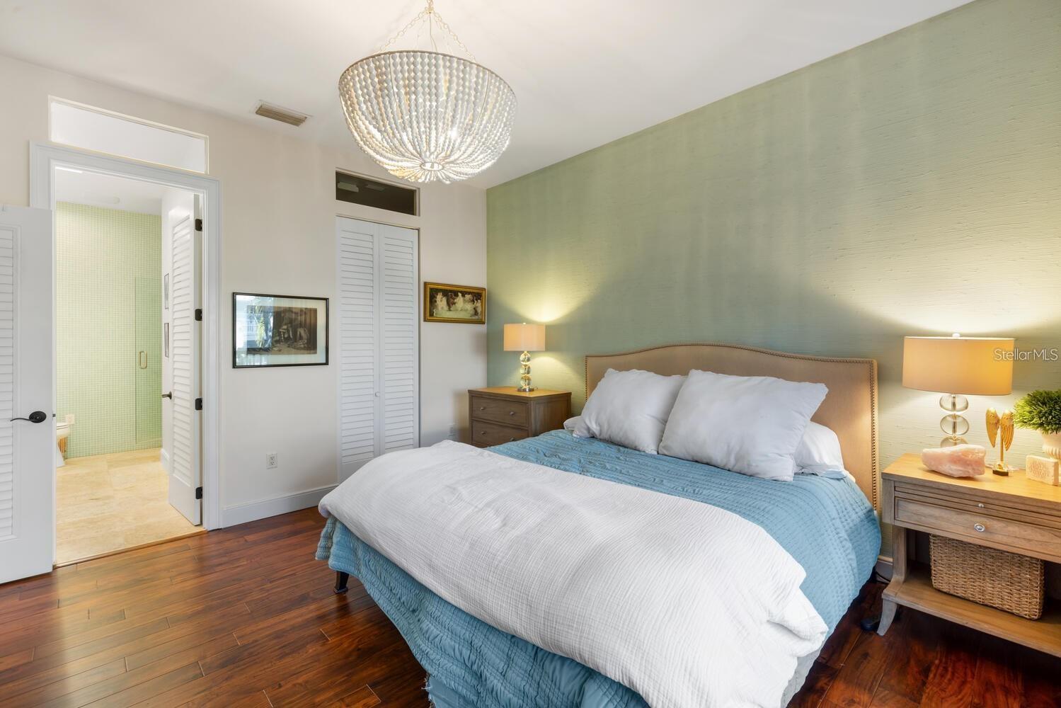 LANDINGS - Residential Lease