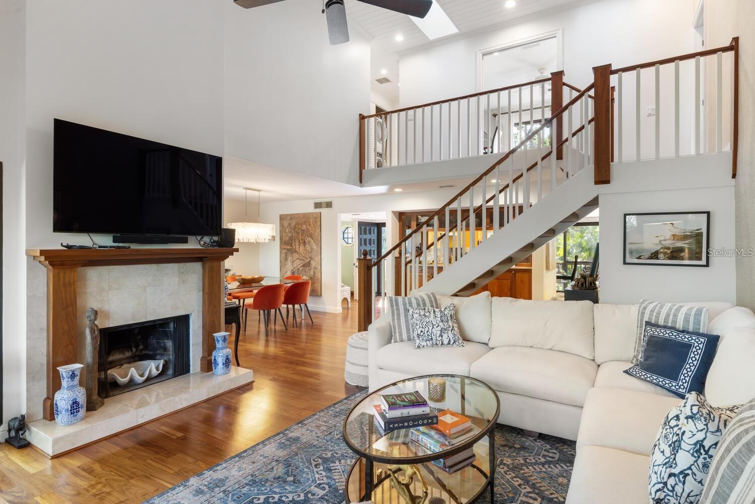 LANDINGS - Residential Lease