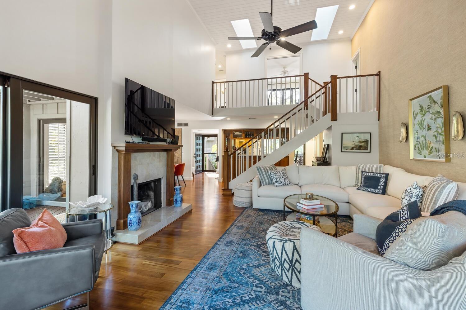 LANDINGS - Residential Lease
