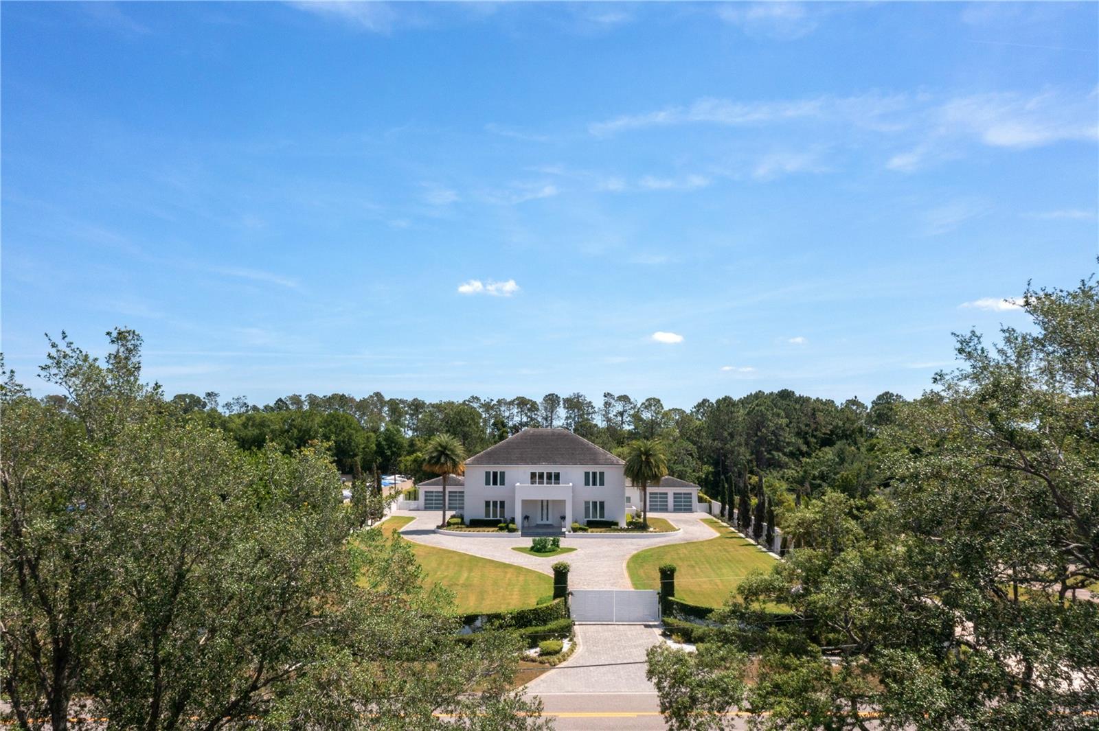 MILLIONAIRES ROW - Residential