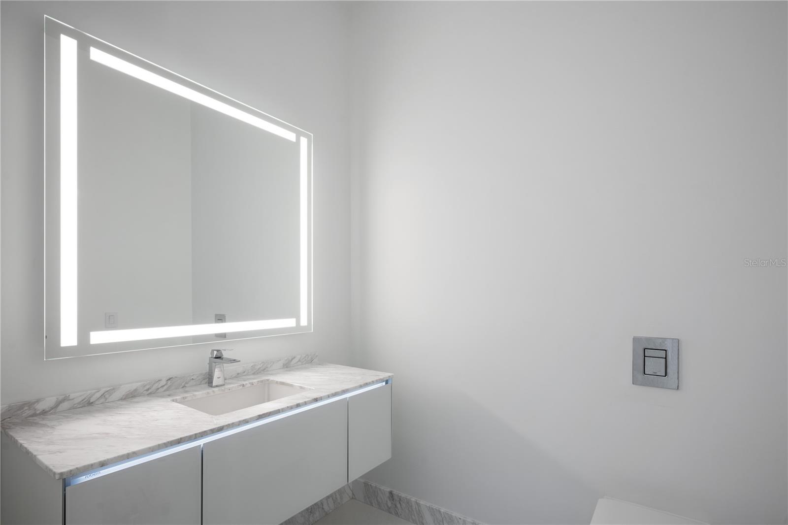 MILLIONAIRES ROW - Residential