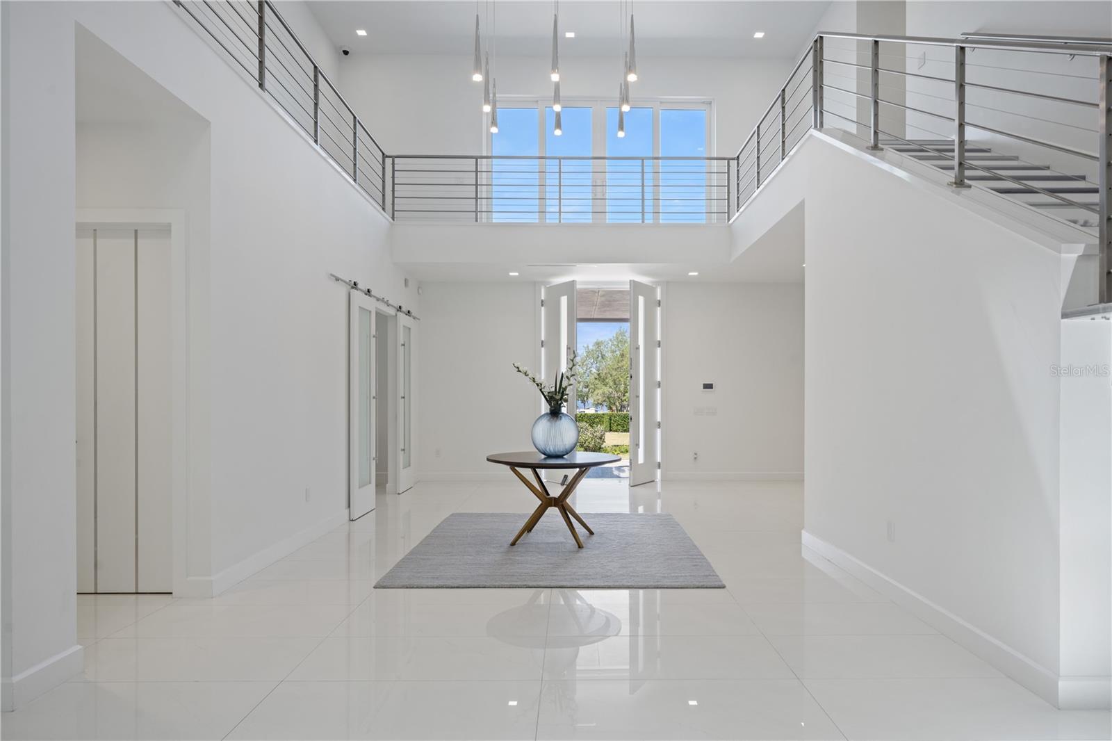 MILLIONAIRES ROW - Residential