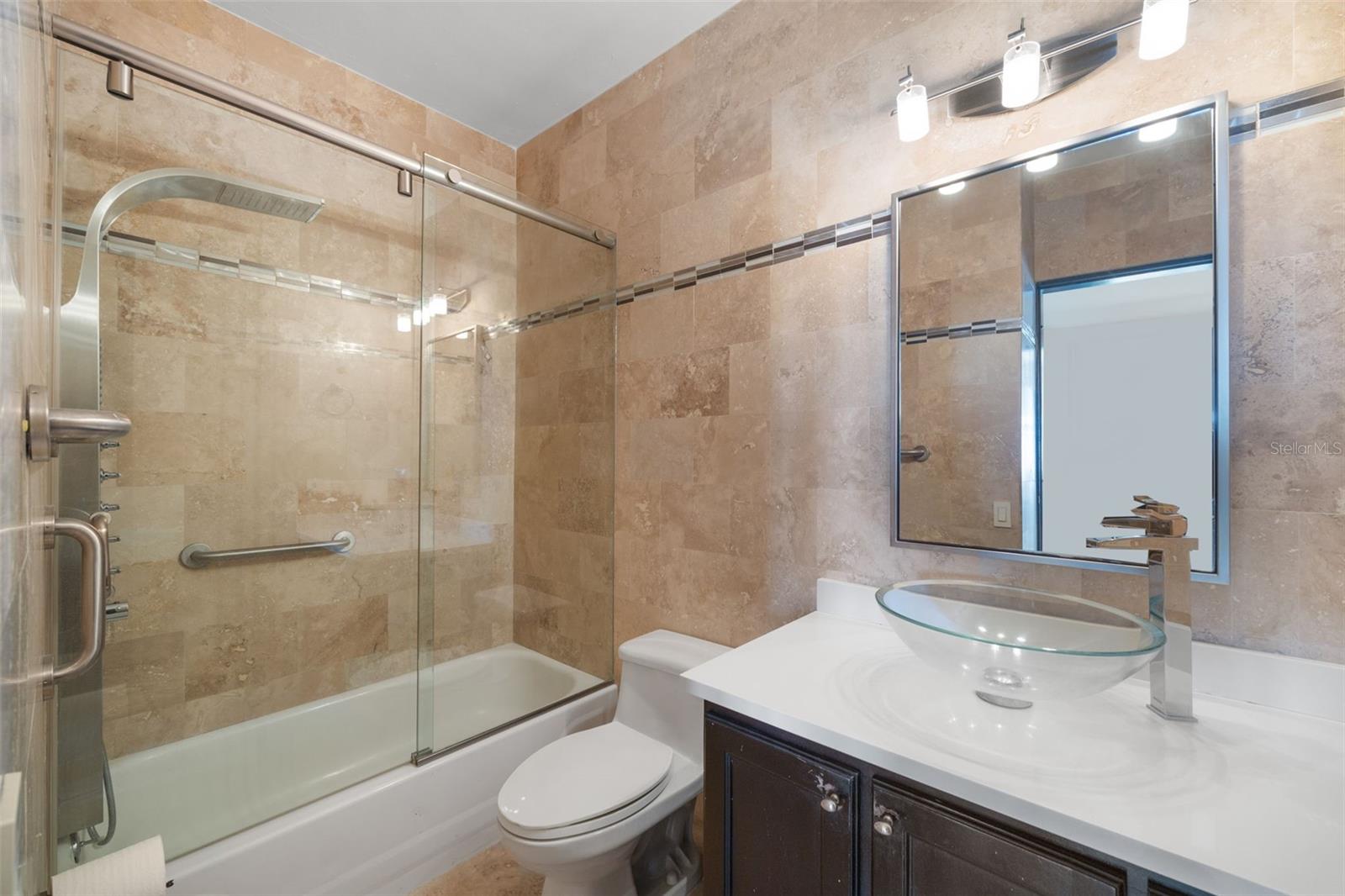 PLAZA ATHENEE - Residential Lease