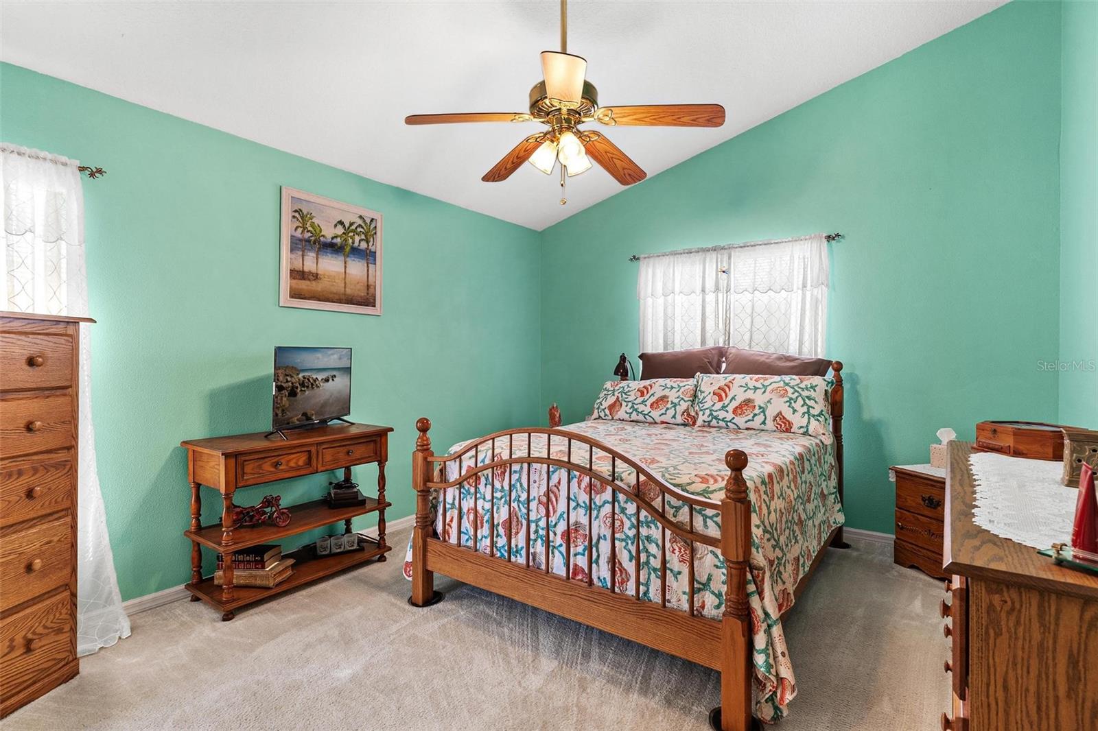 TWIN LAKES ESTATES - Residential