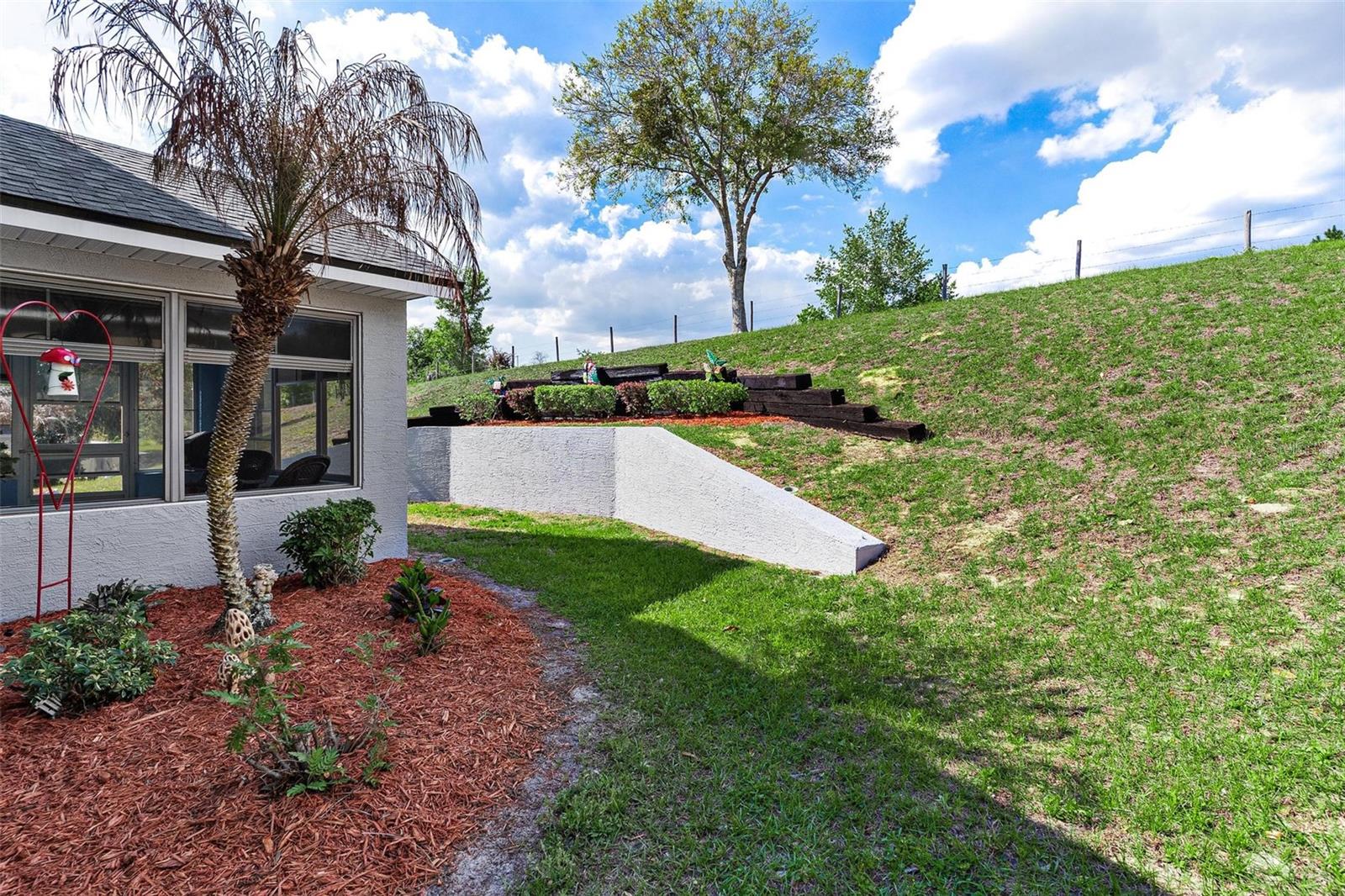 TWIN LAKES ESTATES - Residential