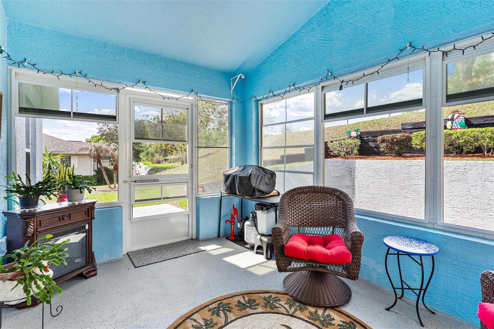 TWIN LAKES ESTATES - Residential