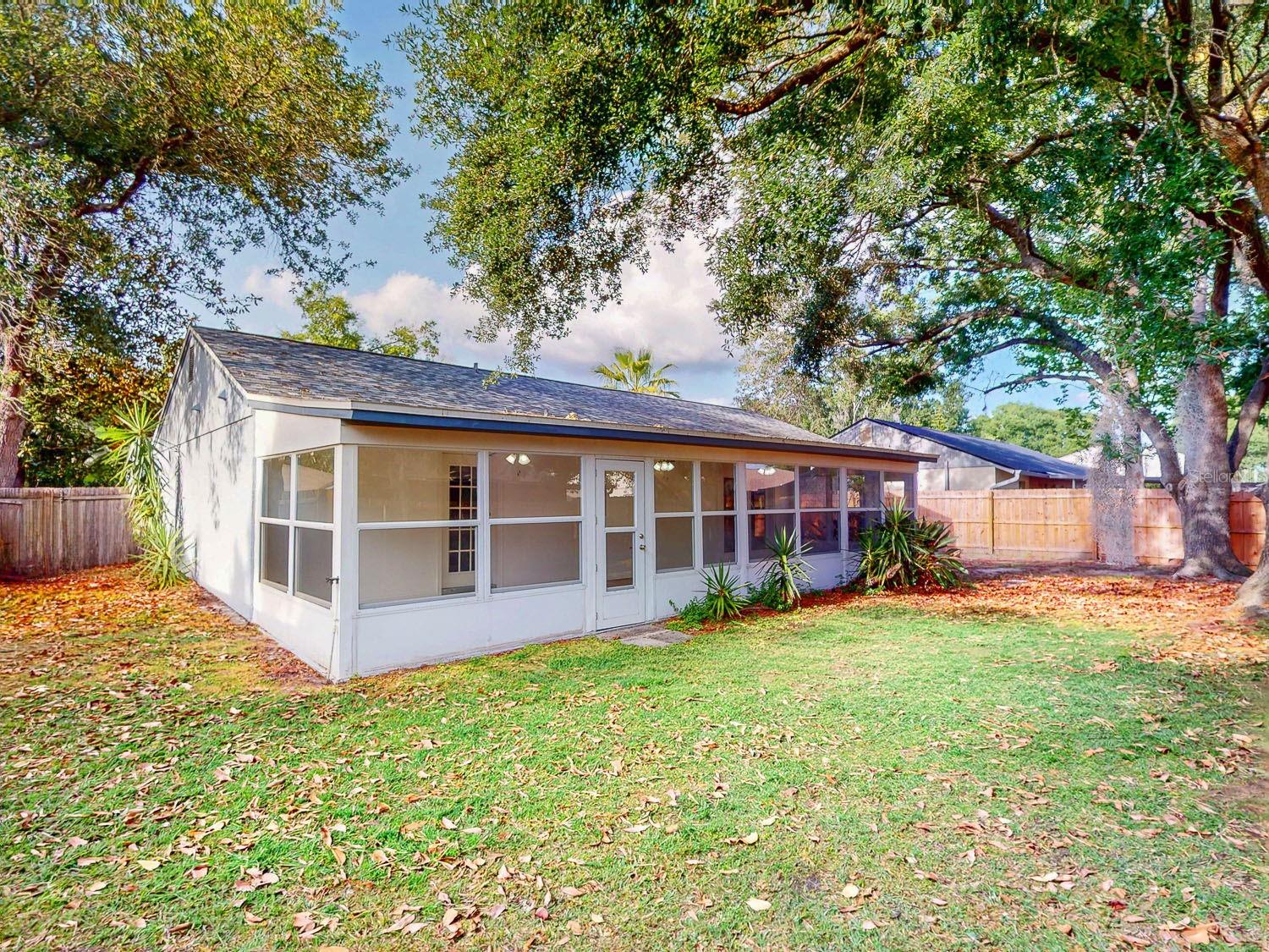 WILLOW POND - Residential