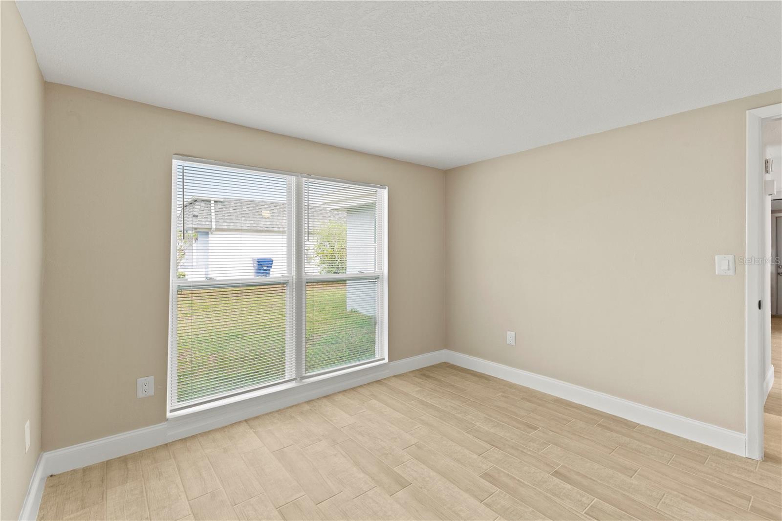 BEACON SQUARE - Residential