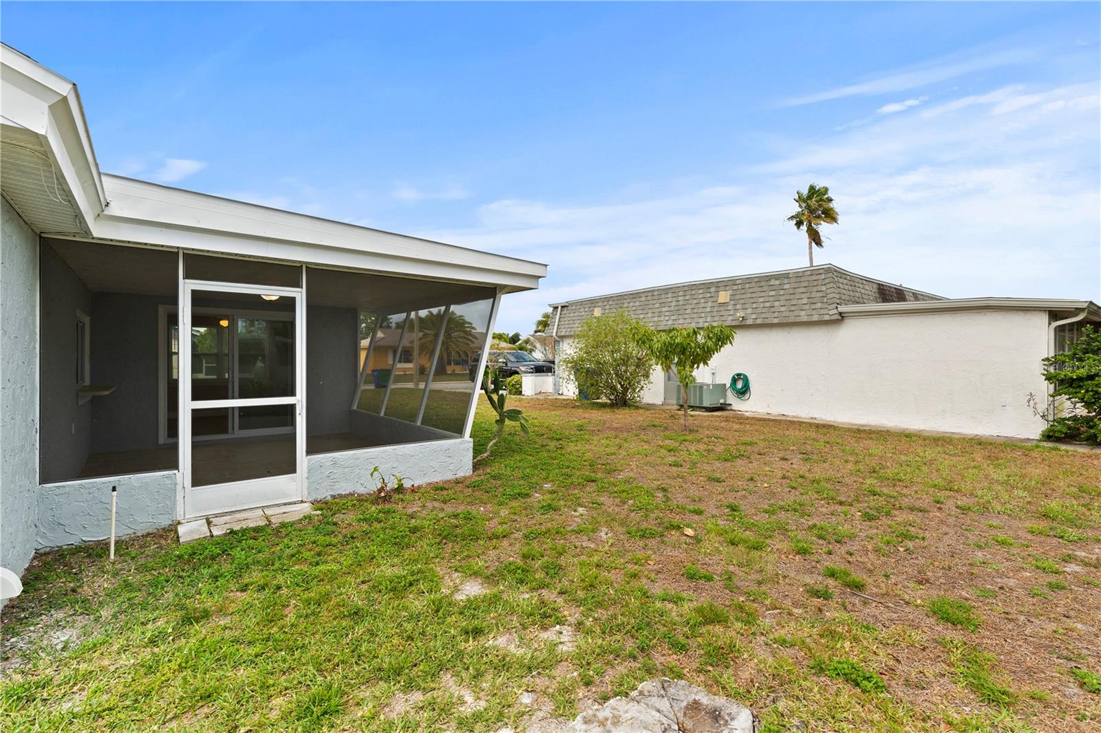 BEACON SQUARE - Residential